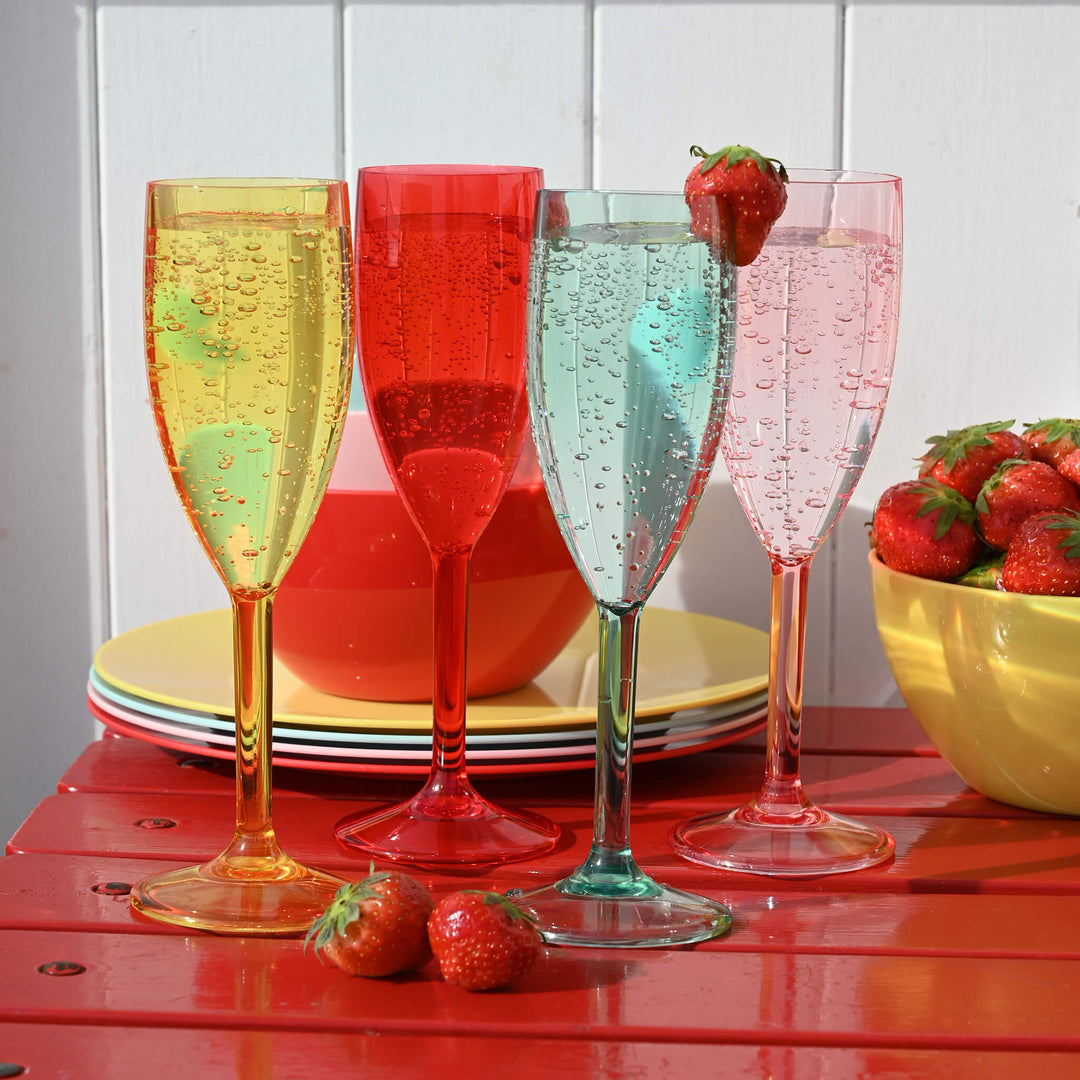 Strawberries & Cream Flutes (Set of 4) - Alfresco Dining Company