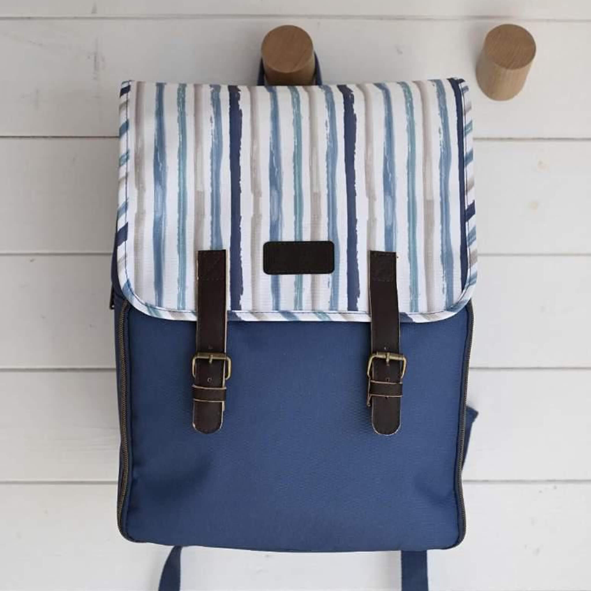 St Ives Picnic Backpack (4 Person) - Alfresco Dining Company
