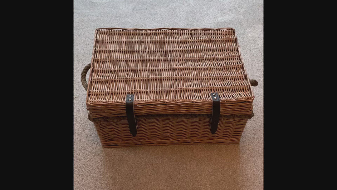 Cheltenham Fitted Picnic Hamper (4 Person)