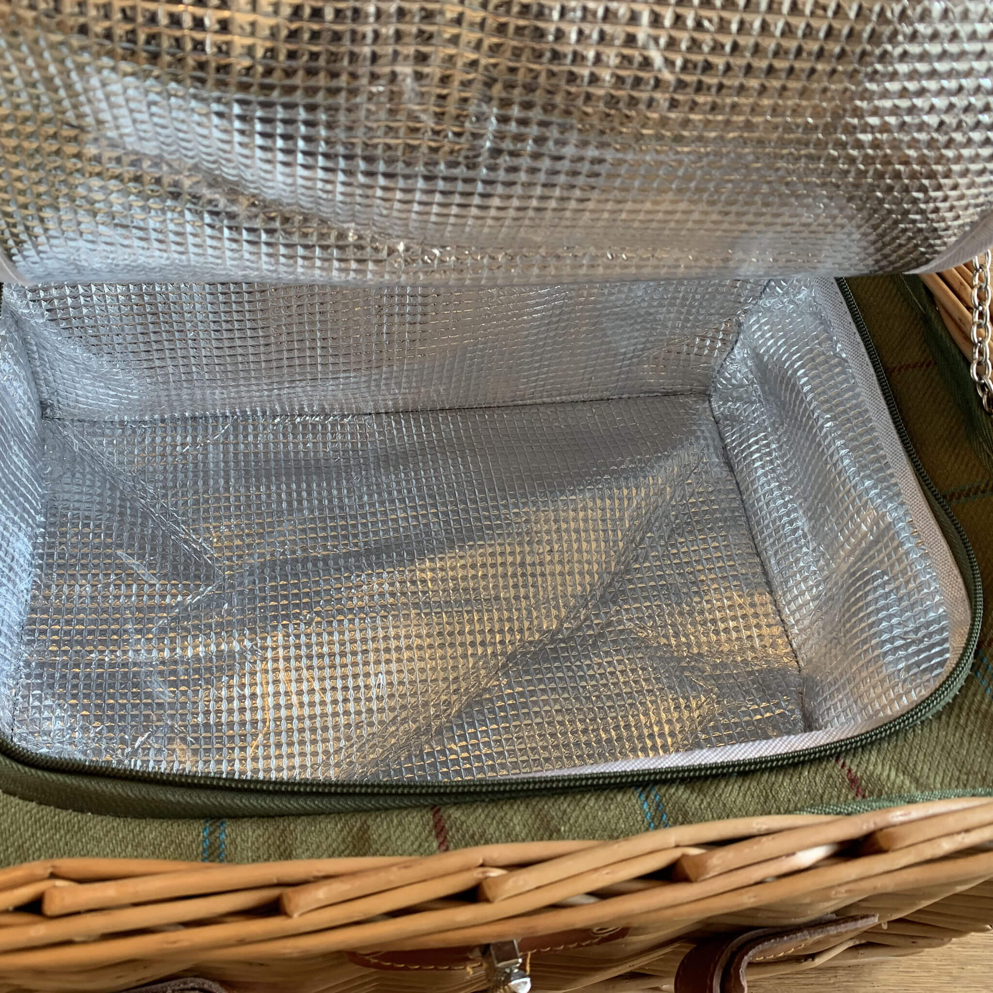 Chatsworth Fitted Picnic Hamper (2 Person) - Alfresco Dining Company