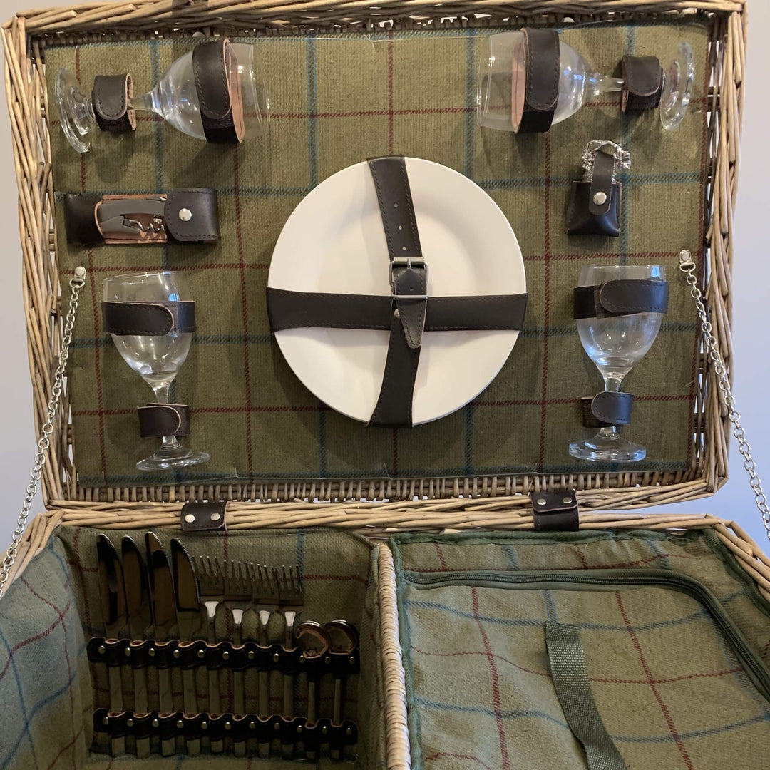 Cheltenham Fitted Picnic Hamper (4 Person) - Alfresco Dining Company