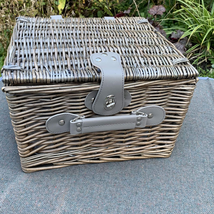 Hampstead Fitted Picnic Hamper (2 Person) - Alfresco Dining Company