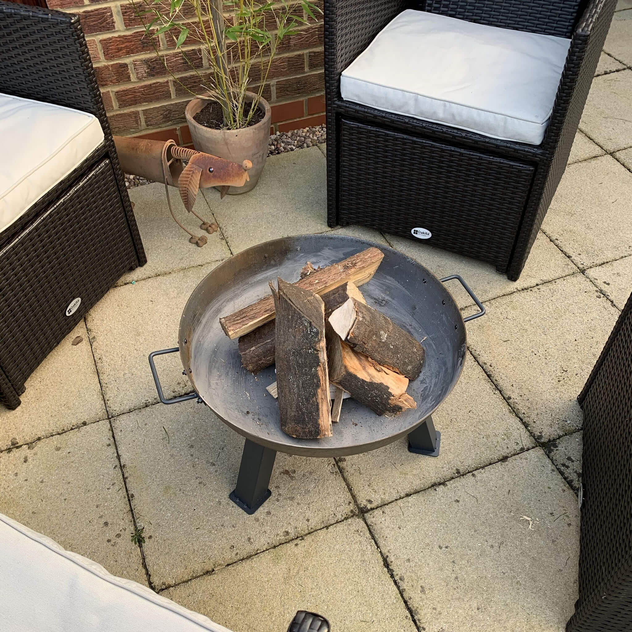 Radiance Cast Iron Fire Pit - Alfresco Dining Company